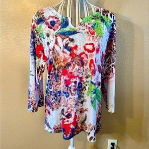 Breckenridge Tunic Top XL Water Color 3/4 Sleeves V-Neck Beaded Neckline Lightwt